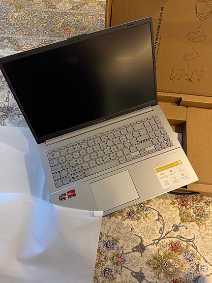 Asus Vivobook 15 kannettava tietokone uusi