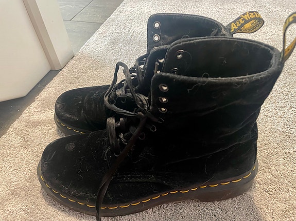 Dr Martens 1460 Pascal velvet