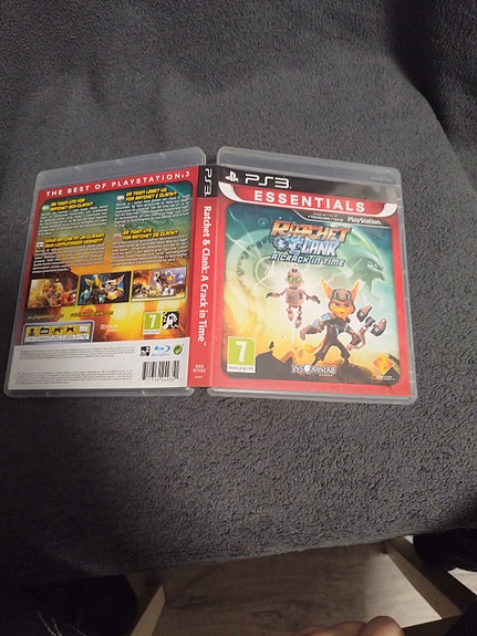 PS3 Ratchet & Clank A Crack in Time Essentials -peli