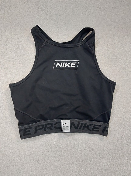 🖤 Nike treenitoppi M/EU 40-42 (postituksella) 🖤