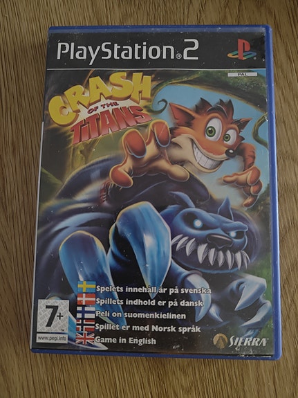 Crash of the Titans PS2 CIB