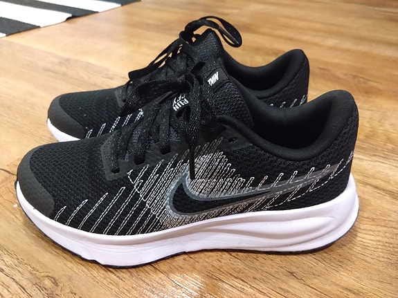 Nike Run Defy  juoksukengät