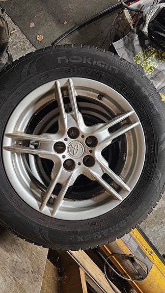 Toyota 5x100 15" alumiinivanteet