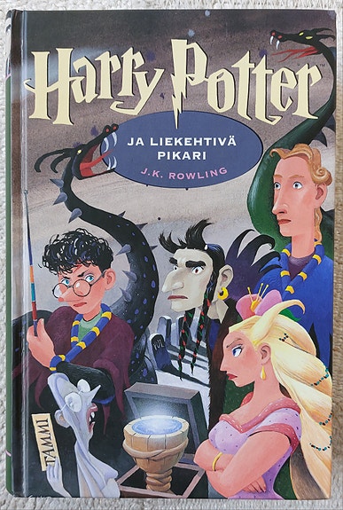 J.K. Rowling Harry Potter ja liekehtivä pikari kirja