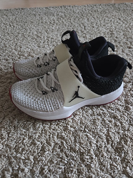 Jordan Trainer 2 treenikengät koko 38-38,5