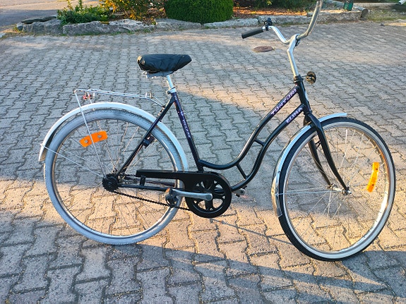 Tunturi naisten polkupyörä