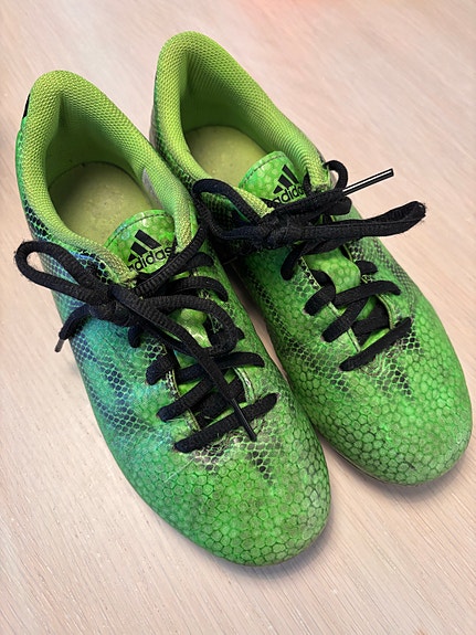 Adidas nappikset koko 37 1/3