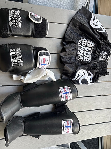 Blue Corner thaiboxin varusteet koko S