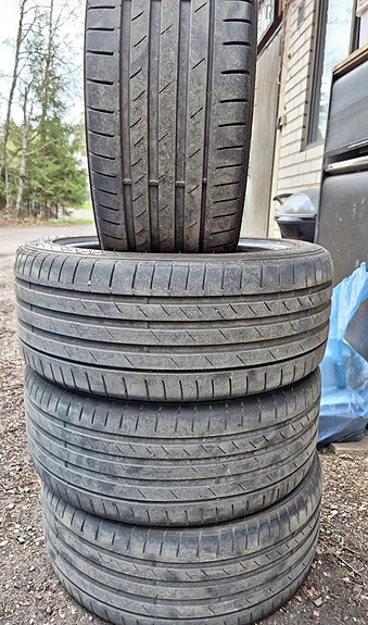 Volkswagen 17" aluvanteet 5x112 kesärenkailla kumho ecsta sport