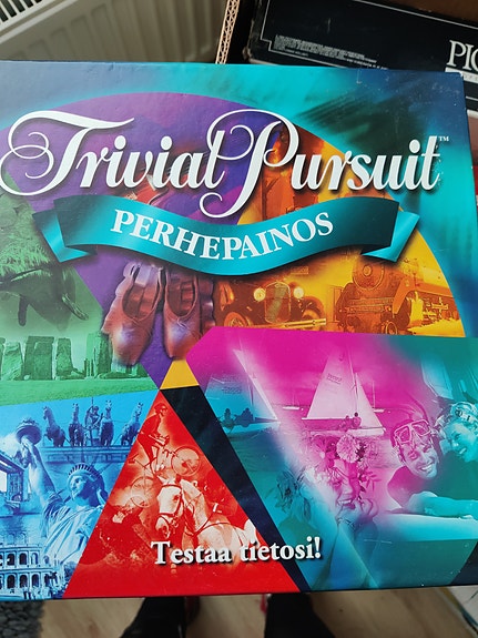 Trivial Pursuit perhepainos lautapeli