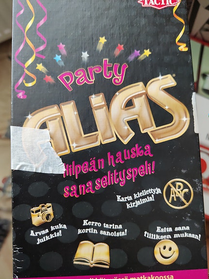 Tactic Party Alias -lautapeli