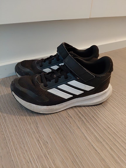 lasten adidas lenkkarit 34