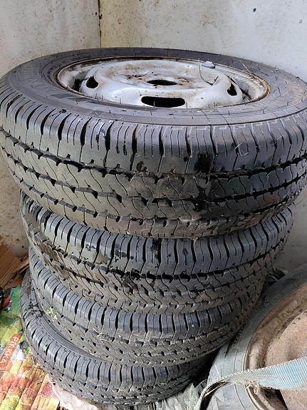 Ford Transiitin kesärenkaat