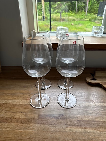Iittala essence plus viinilasit 4kpl