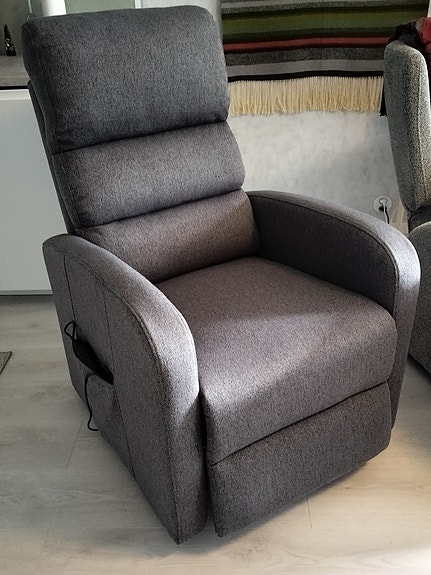 Sähköinen mekanismi tuoli