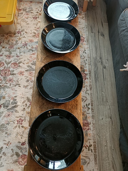 Iittala Teema musta lautanen