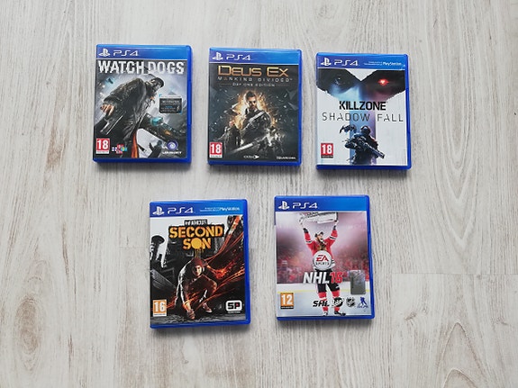 PlayStation 4 pelejä