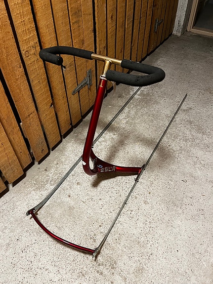 ESLA potkukelkka