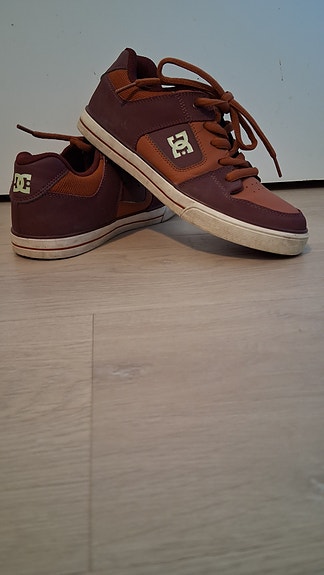 DC tennarit 37