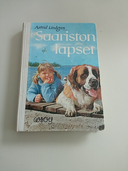 Astrid Lindgren Saariston lapset kirja kovakantinen