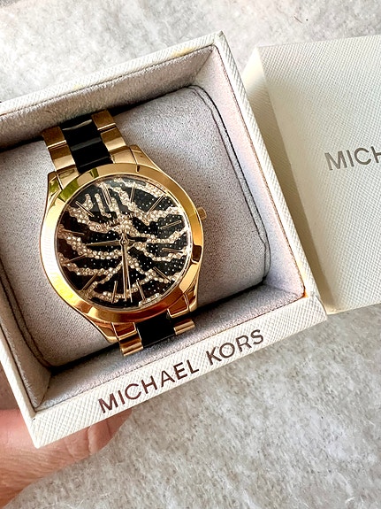 Michael Kors Slim Runway rannekello