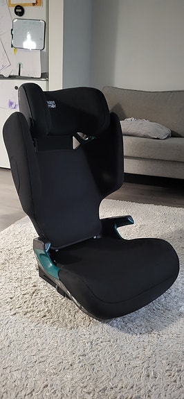 Britax Römer Discovery Plus turvaistuin Space Black