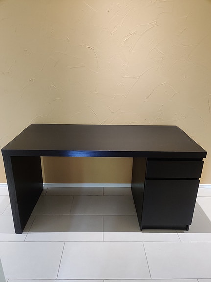 Ikea MALM työpöytä