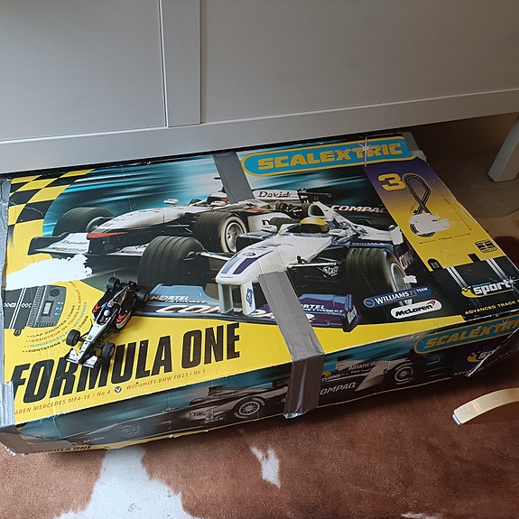 Formula One Scalextric autorata