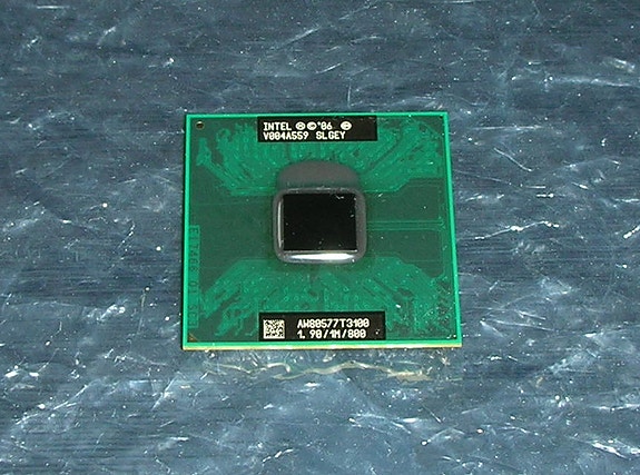 Intel T3100 ( Dual Core )