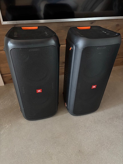 JBL PartyBox 300 Bluetooth-kaiuttimet 2 kpl