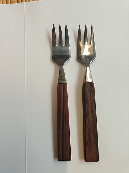 Fiskars Triennale Gardberg alkuruokahaarukat puuvarrella