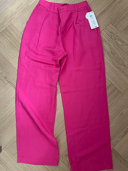 Naisten pellavahousut (käyttämättömät)