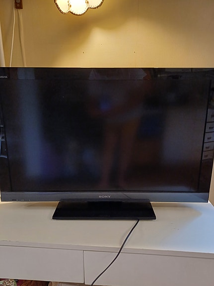 Sony Bravia taulutelevisio 37 tuumaa