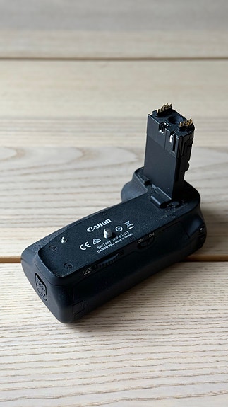 Canon BG-E13 akkukahva järjestelmäkameraan