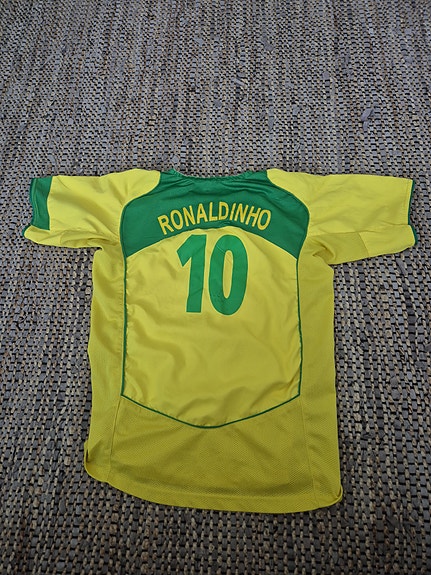 Ronaldinho Brasilia jalkapallopaita 10 keltainen