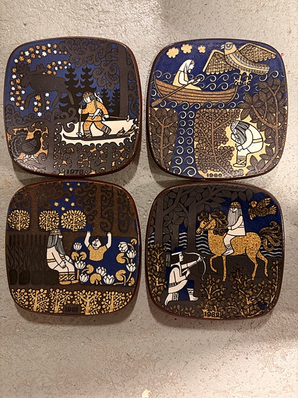 Arabia Kalevala vuosilautaset