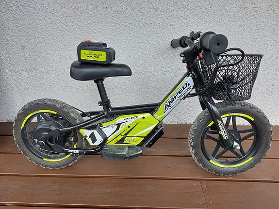 Lasten sähköpotkupyörä Amped A-10