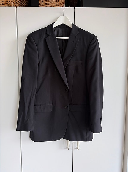 Dressmann miesten puku koko 52 musta