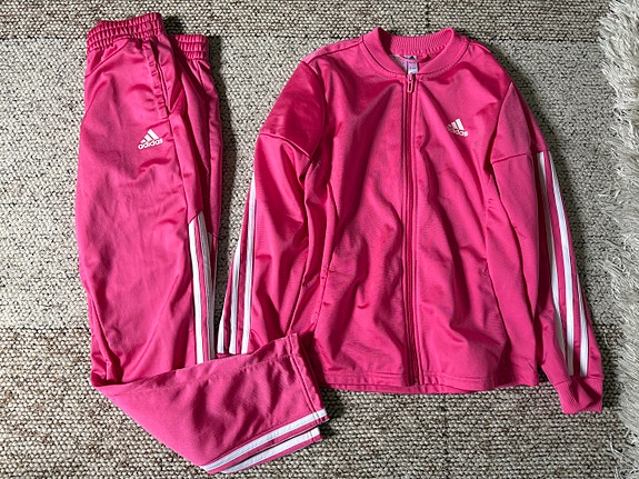 Adidas verkkapuku 152