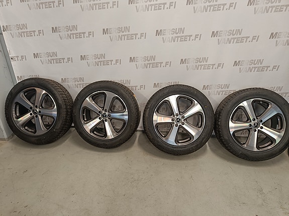 Uusi Nastarengas sarja All terrain Mercedes Benz W213 19" Sis.Alv