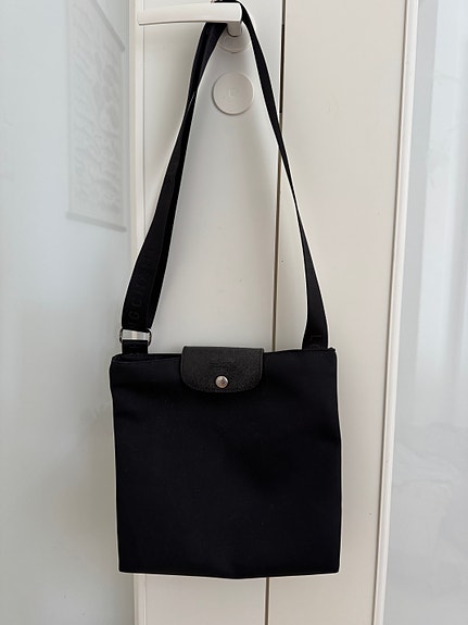 Longchamp olkalaukku