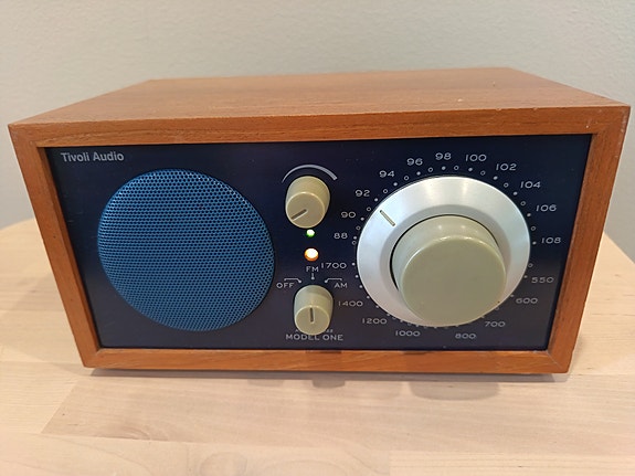 Tivolin radio