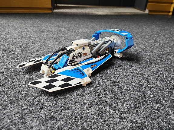 LEGO Technic Hydroplane racer