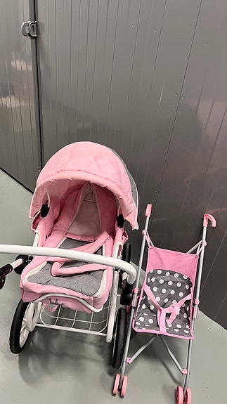 Baby Born nukkesetti rattailla ja tarvikkeilla