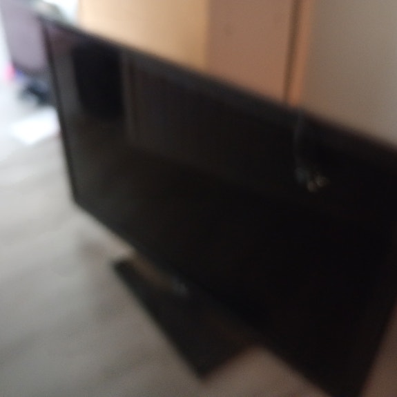 Telkkari 32" EI äly-tv.