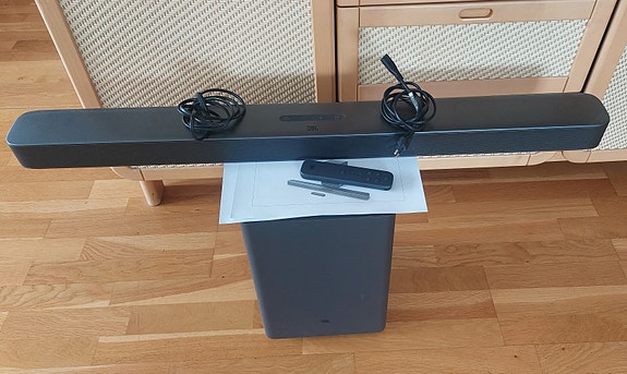 JBL Bar 2.1 Deep Bass soundbar ja subwoofer