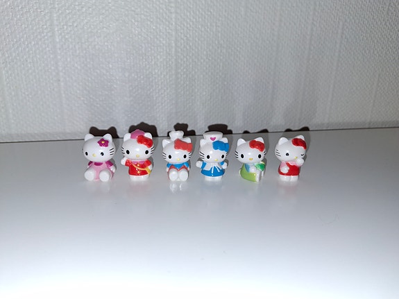 Hello Kitty figuurit