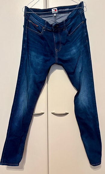 Tommy Hilfiger farkut koko 31/34