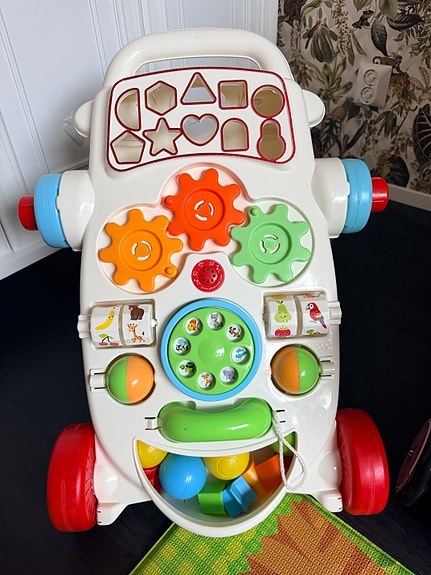 Baby Walker - Taaperokärry, Aktivointipöytä