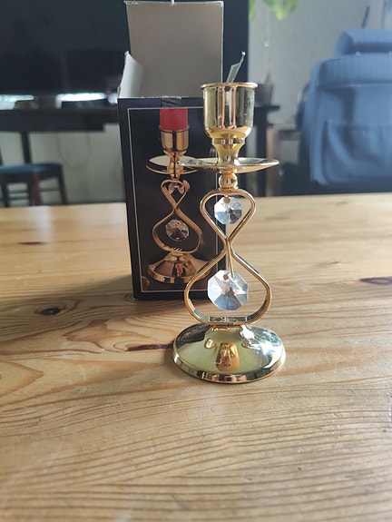 Vanha kynttilänjalka